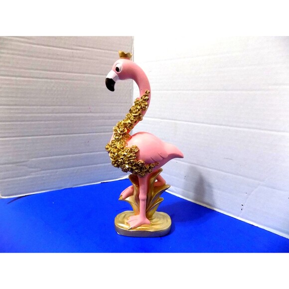 NEW Royal Flamingo Statue Figurine Coastal Florida Queen Flamingo - Picture 4 of 4